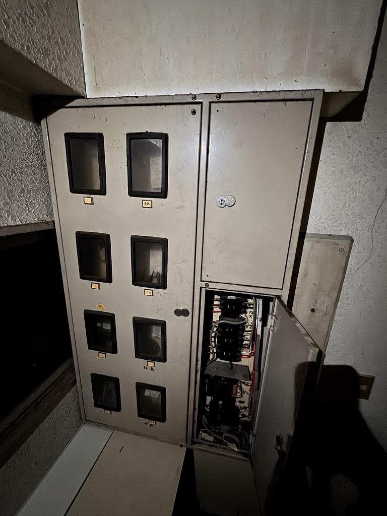 問屋町ビル 9